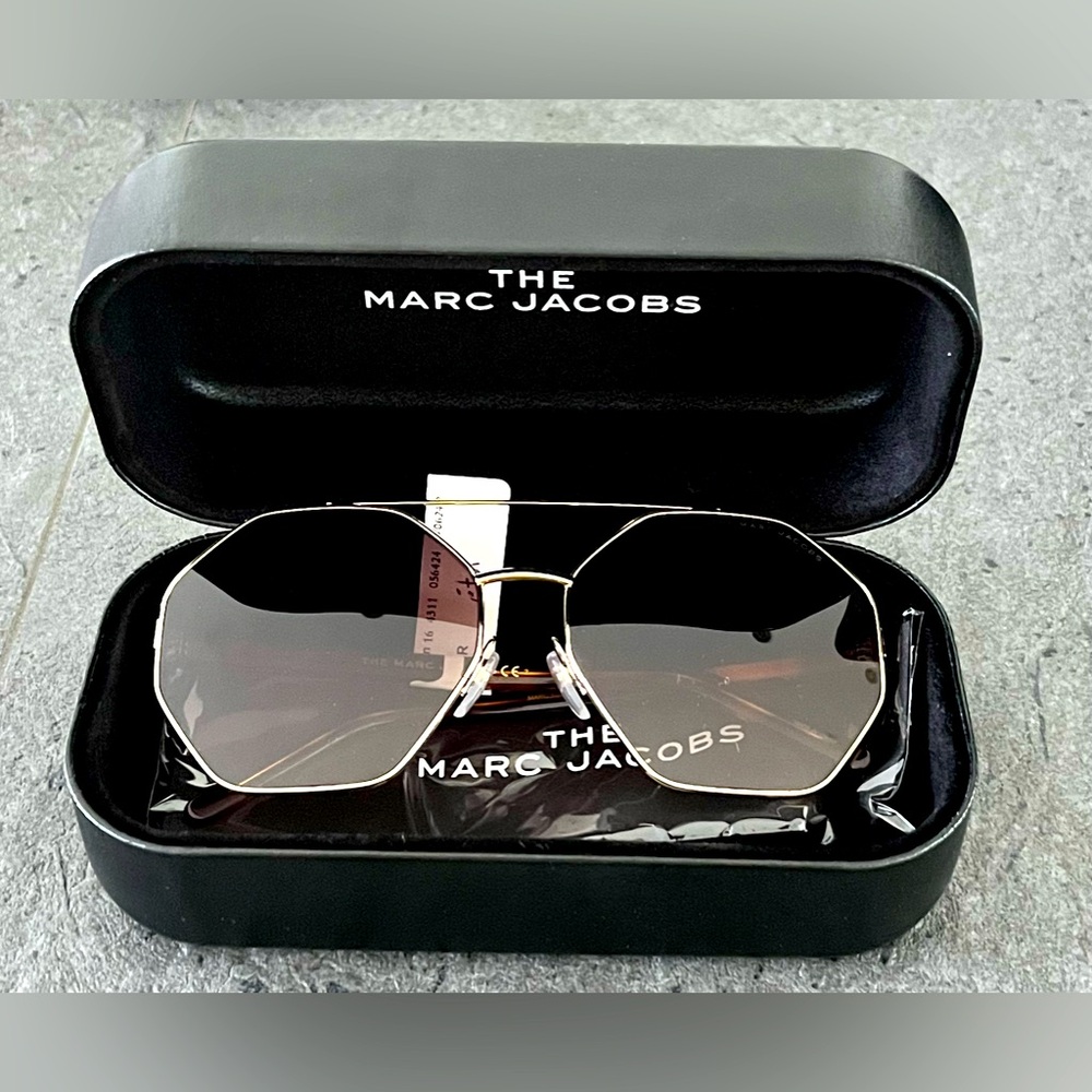 The Marc Jacobs sunglasses.
